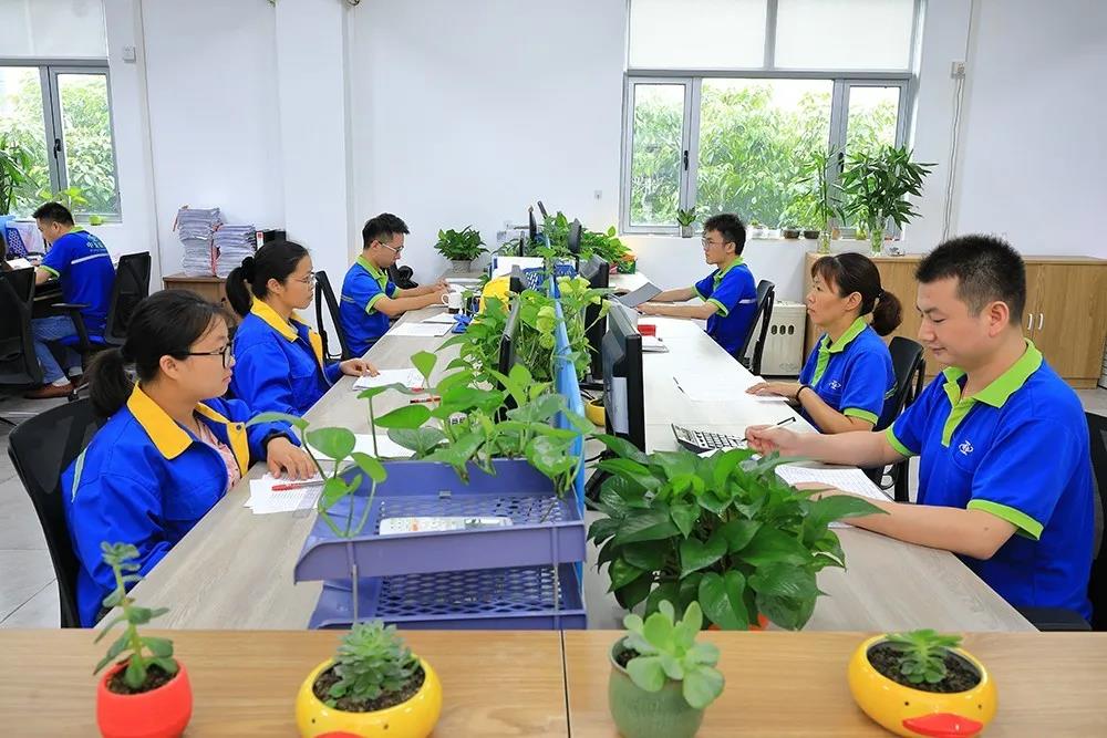 中亞丨九九重陽(yáng)節，濃濃敬老情——向老員工致敬(圖8)
